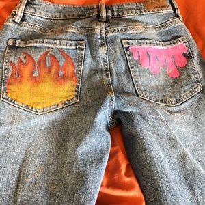 Low wasted custom mom jeans hand painted size 00